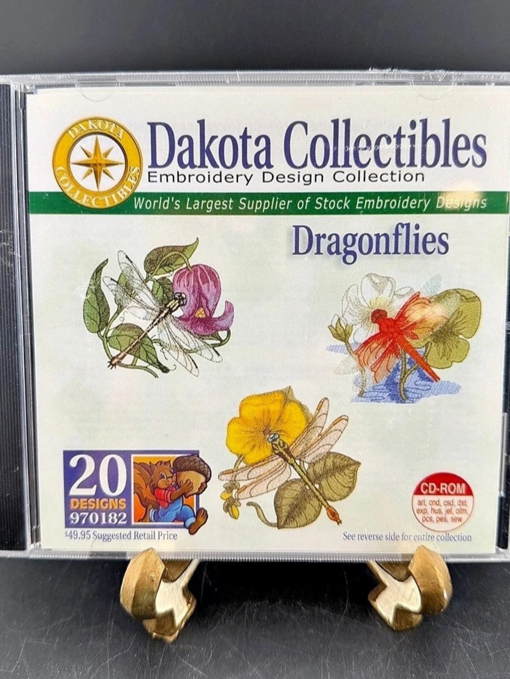 Dakota Collectibles Dragonflies Embroidery 20 Designs Collection 970182